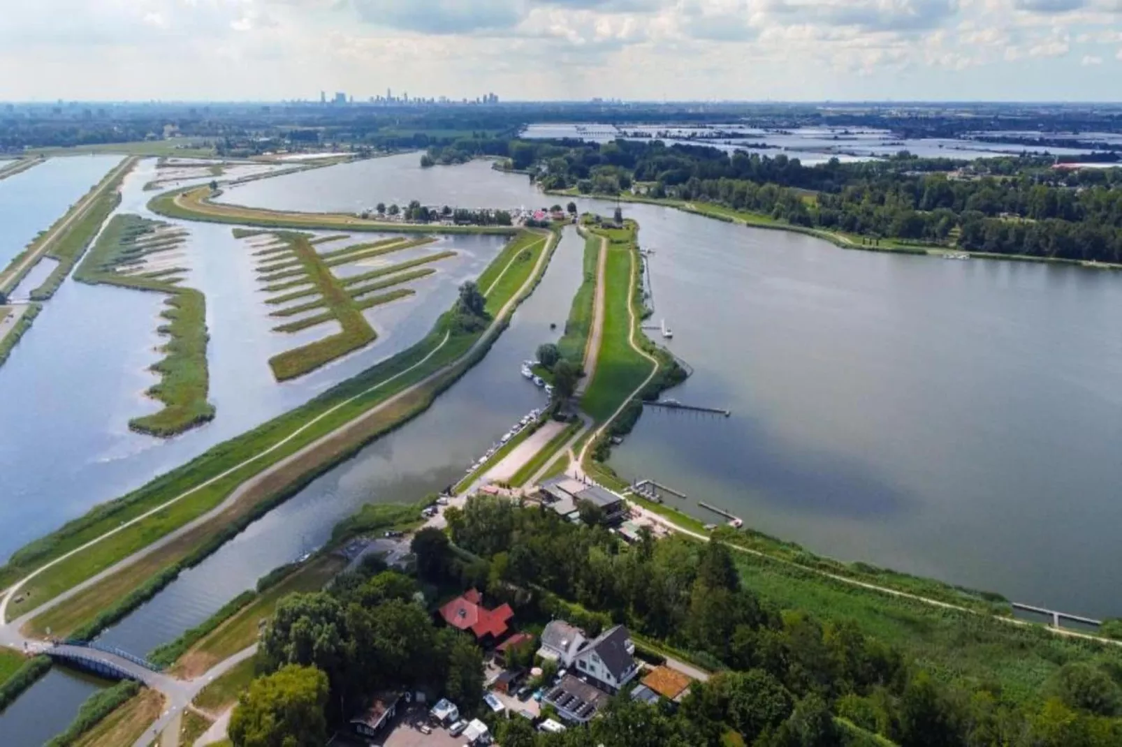 Gelijkvloerse vakantiewoning 6p huisje 17-Zones été à 20 km