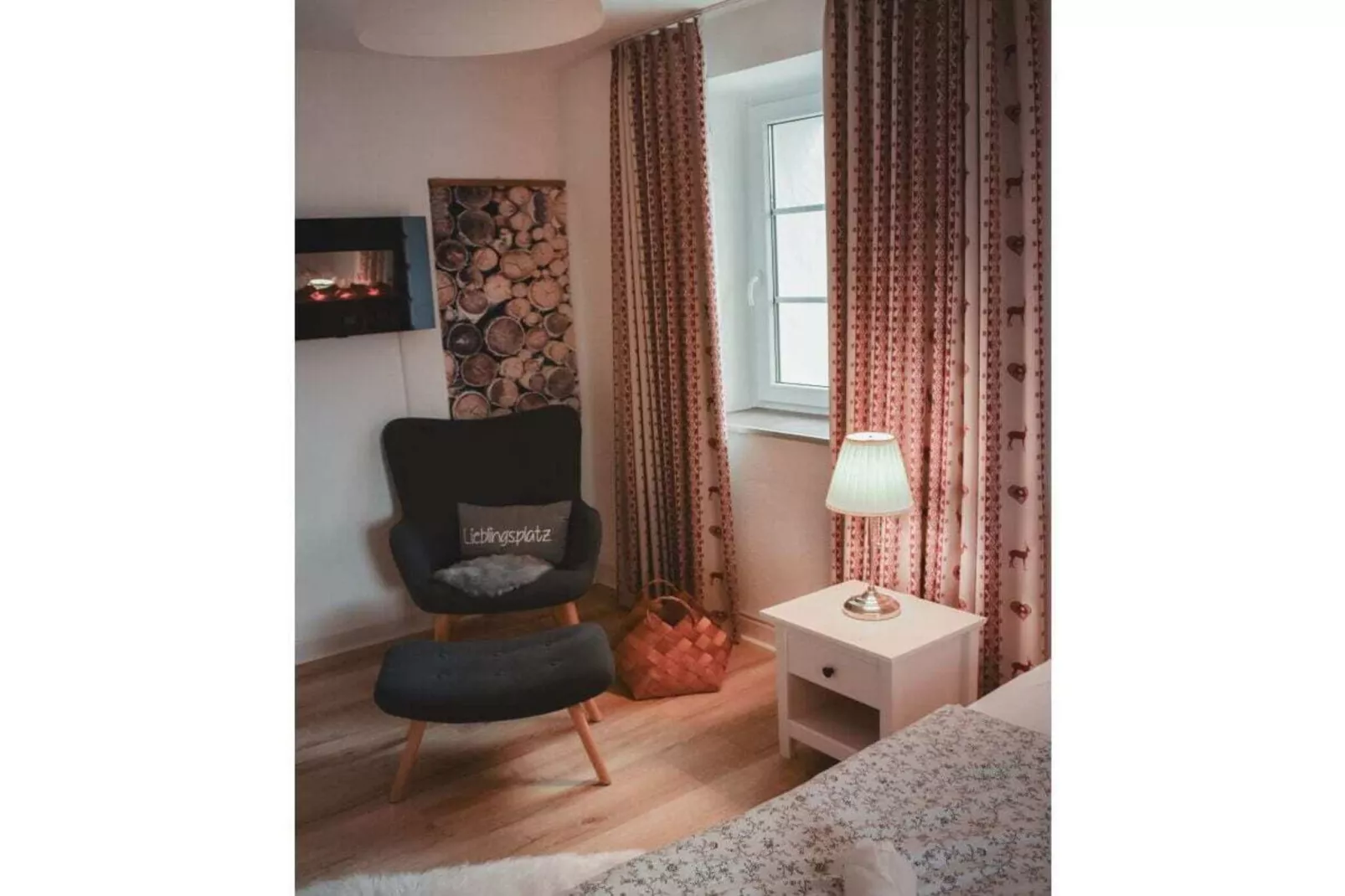 271010-Schlafzimmer