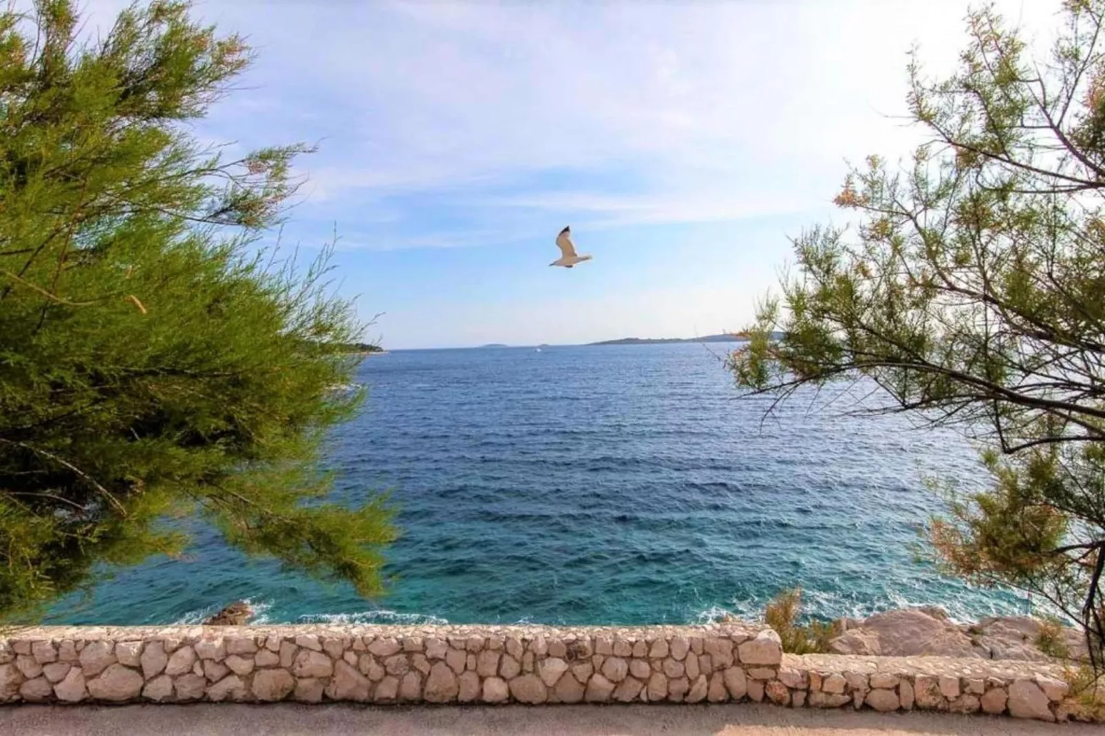 Apartments and Rooms Mikelin - Blue Room 3-Areas within 5km in summer