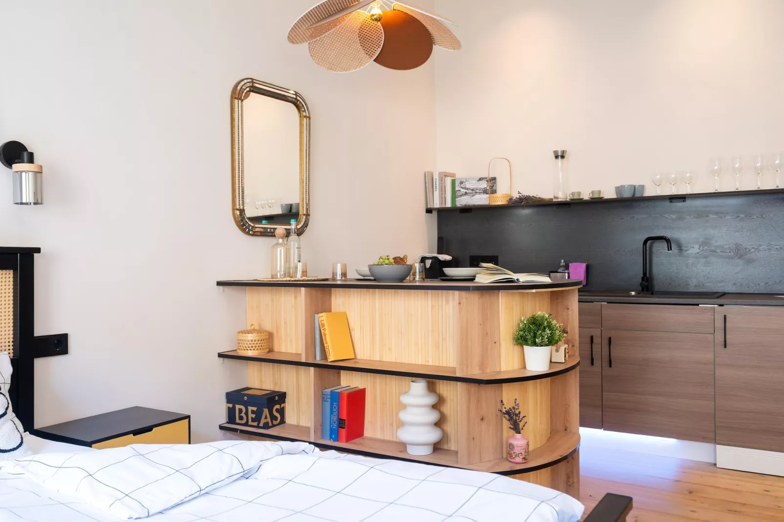 Deluxe Suite-Kitchen