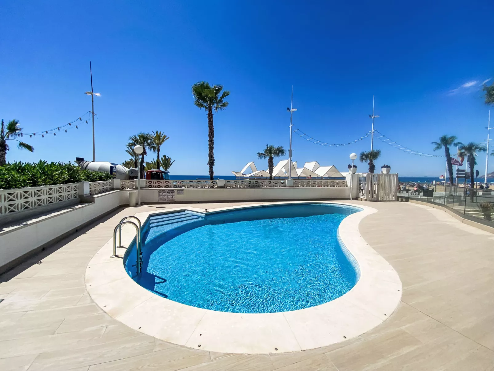 Estacha del mar-Outside
