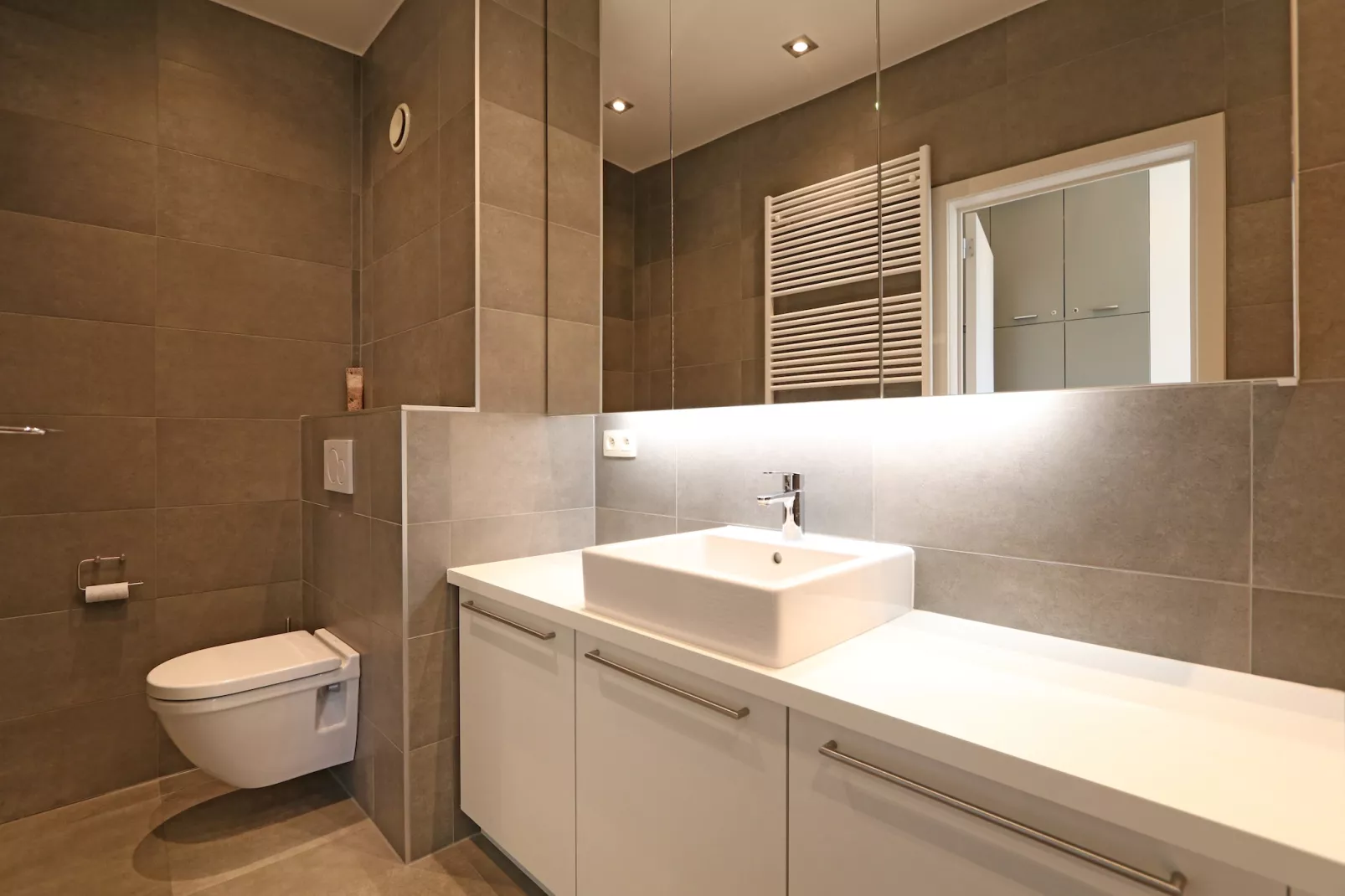 ZWYNELANDE 04 B37  Stpl-Badezimmer