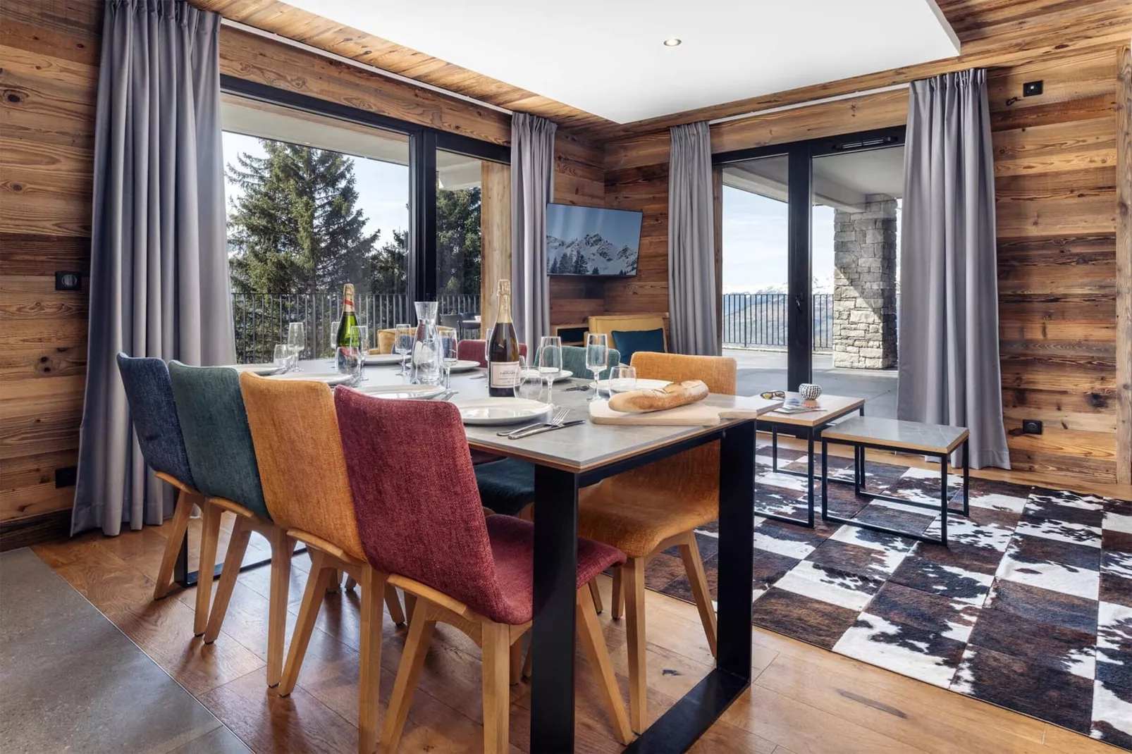 Apartment No 2 3 rooms  2 cabins-Dining room