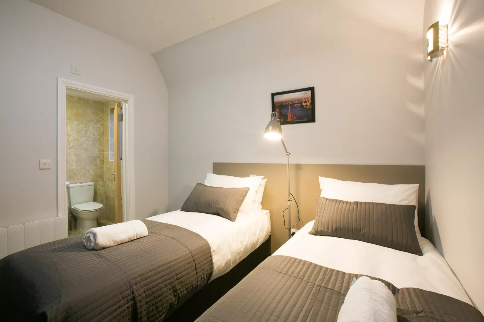 Alto Ilford Sta Single-Bedroom