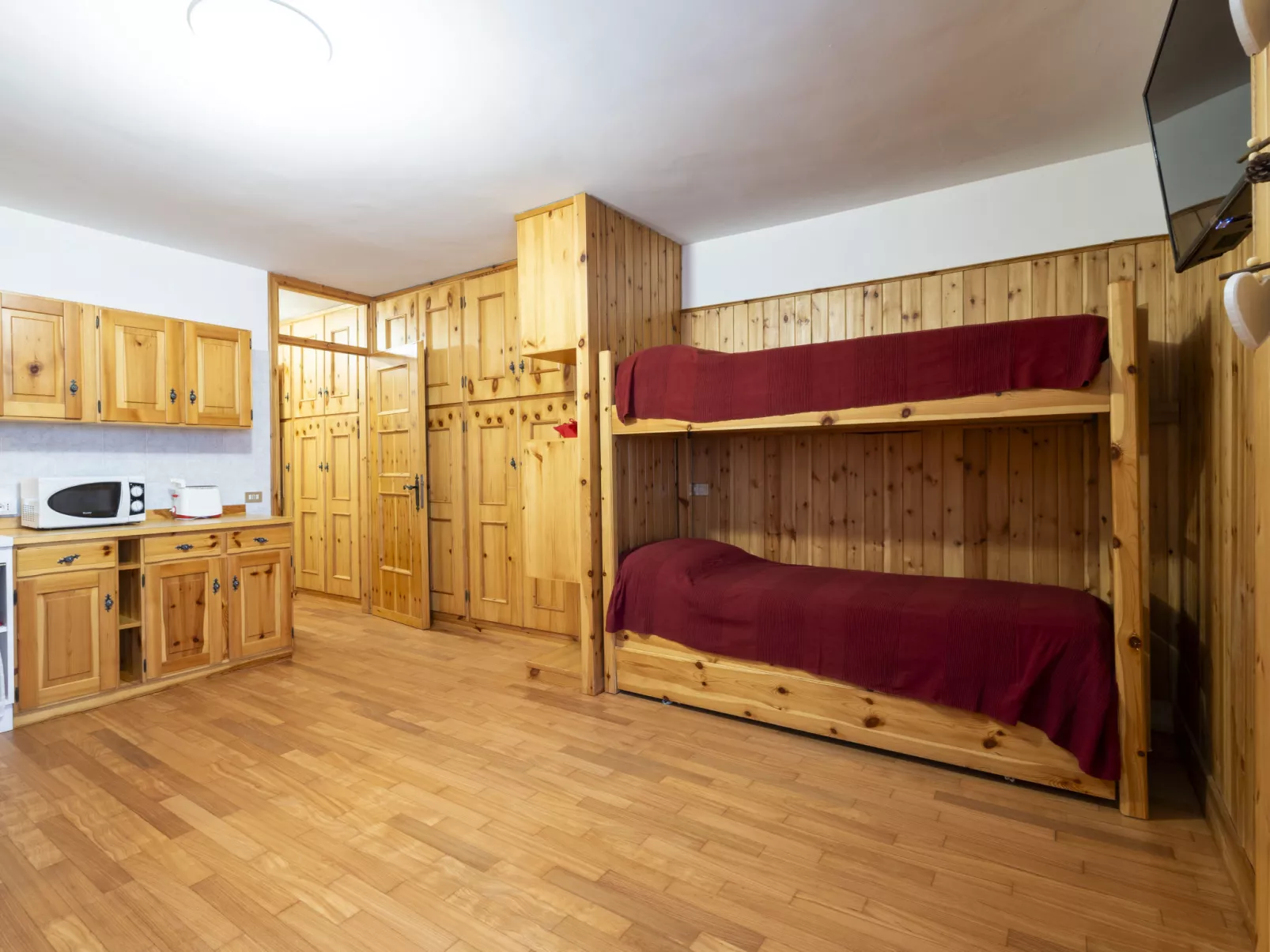 Andossi Studio Apartment-Inside