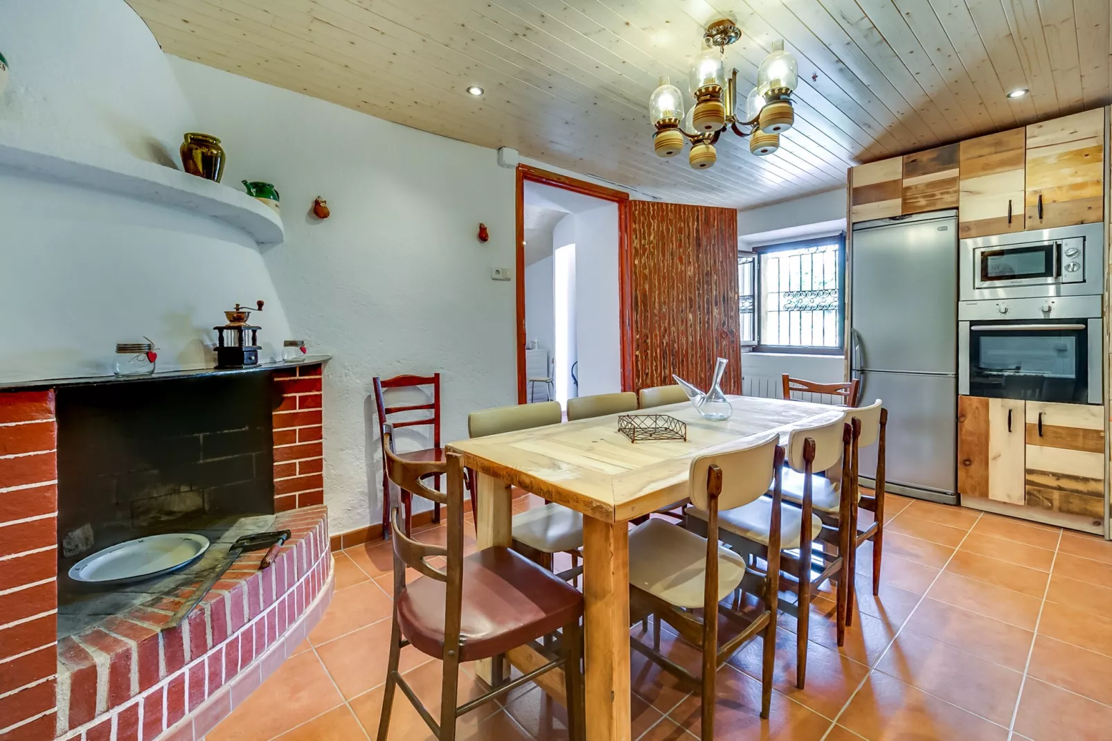 Vivalidays Villa Can Palomo-Kitchen