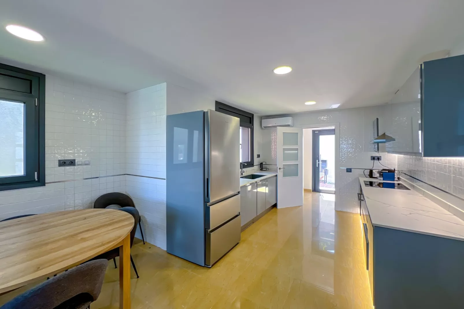 Vivalidays Dali - Costa Brava-Kitchen