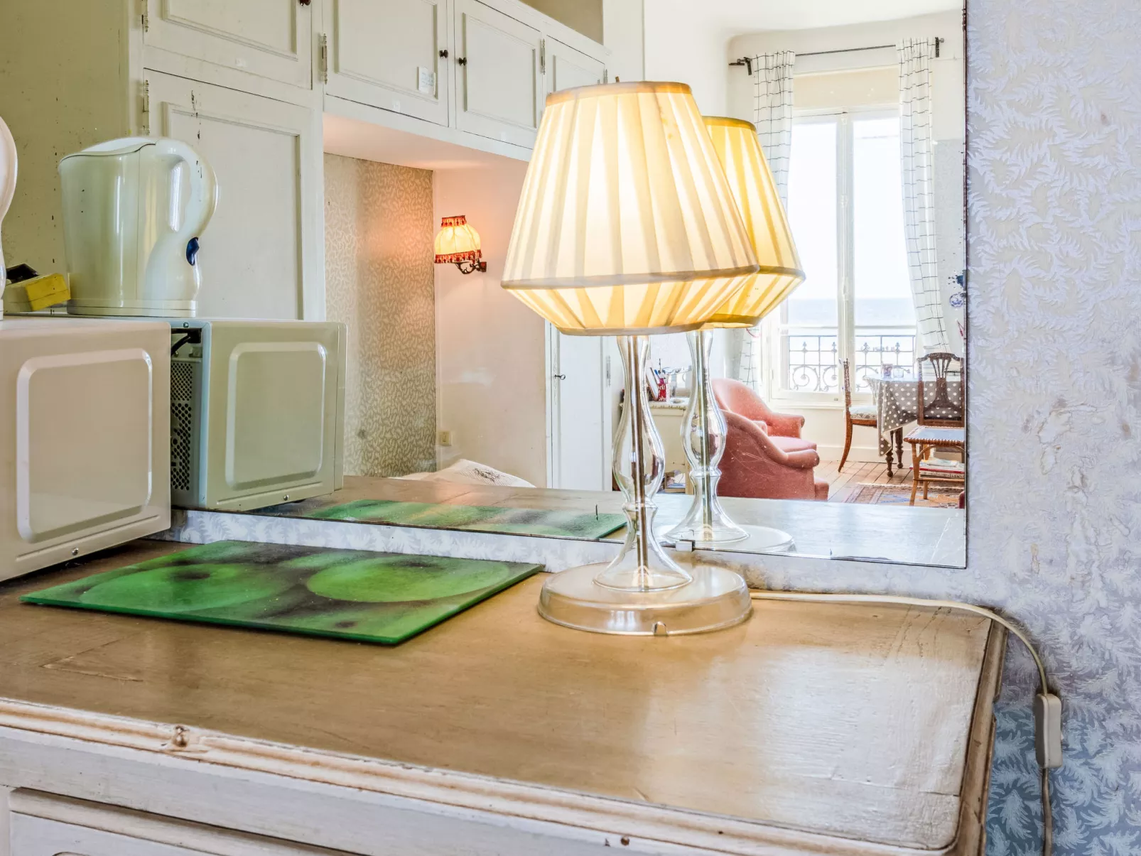 Trouville Palace-Inside