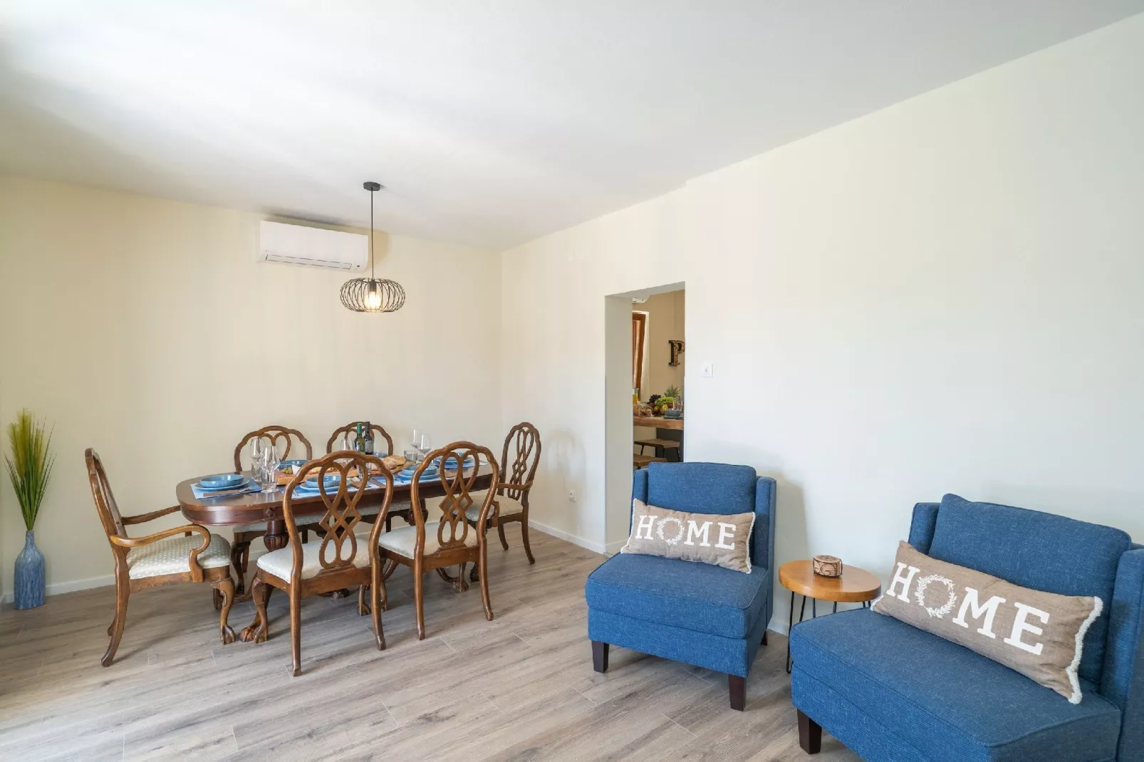 Villa Pero & Jele - Three Bedroom Villa with Terrace-Dining room
