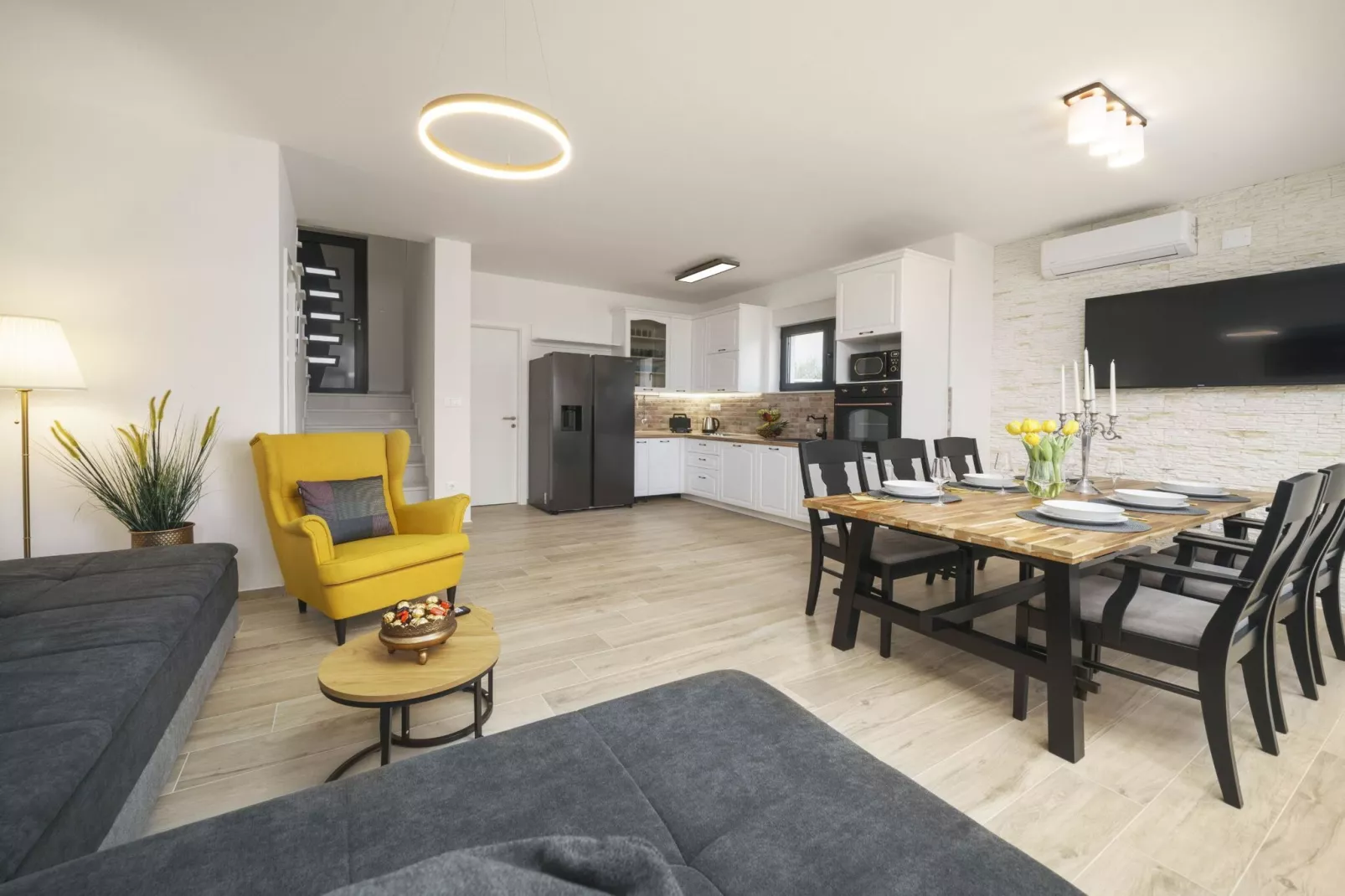 Villa Tria Quercus - Two Bedroom Villa with Terrace and Swimping pool-Salle à manger