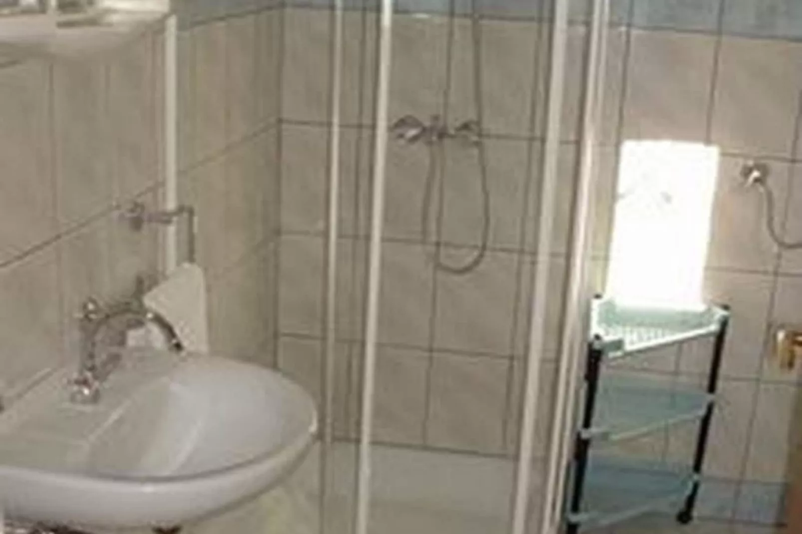 Apartments White House - Studio Apartment with Terrace and Sea View 5-Salle de bain