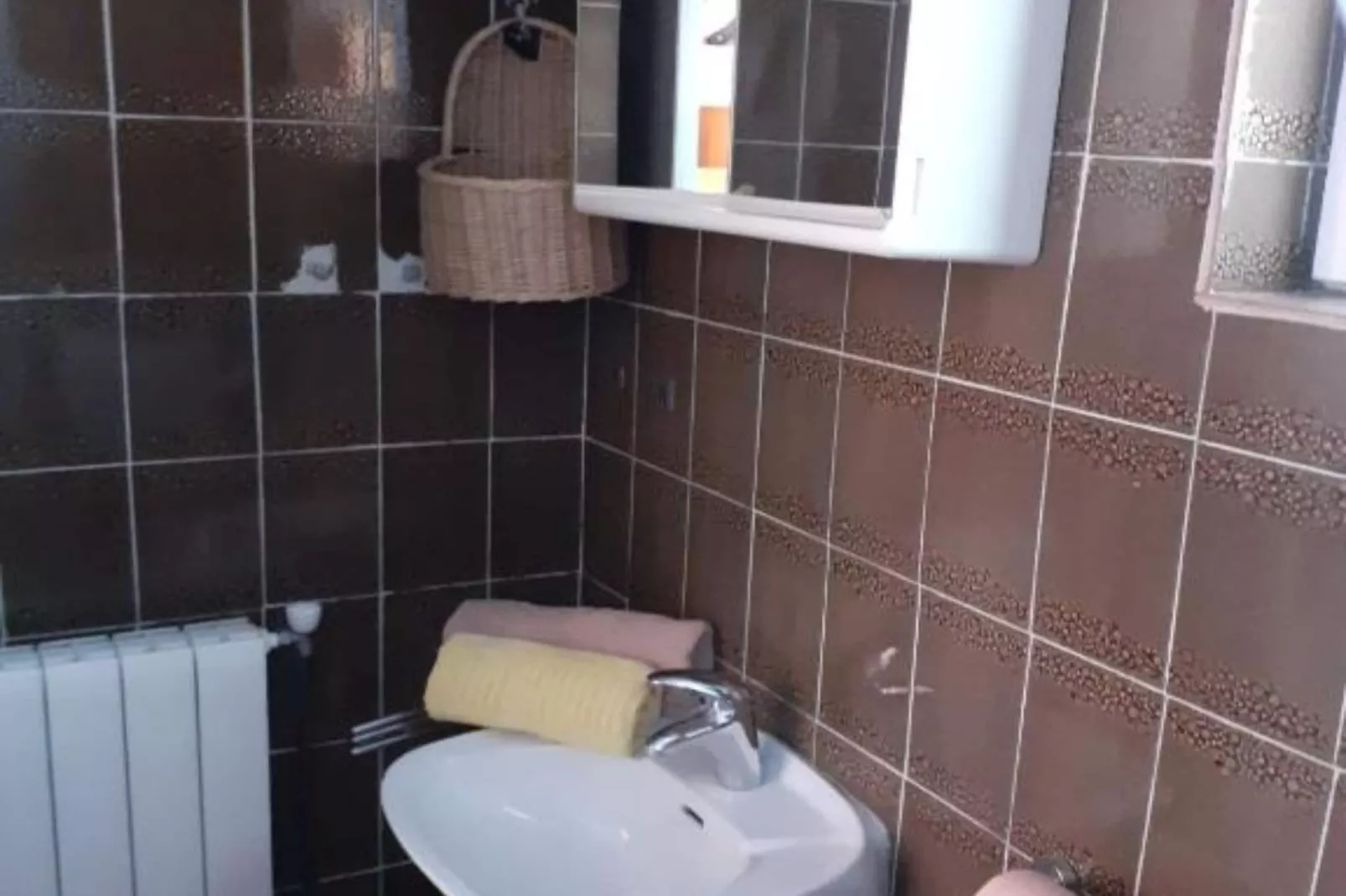 Guest House Green Corner Supetarska Draga - Studio Apartment with Terrace And Sea View-Salle de bain