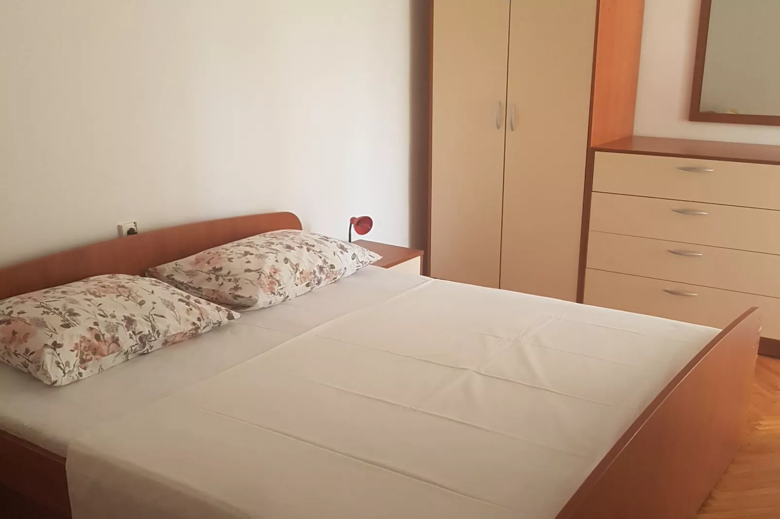 Apartments Danijela & Vlado - Three Bedroom Apartment With Balcony and Garden View-Schlafzimmer