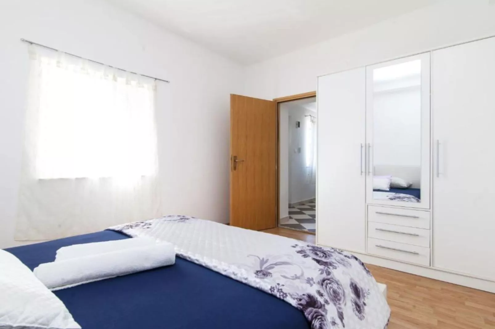 Holiday Home Miriam - Four Bedroom Holiday Home with Terrace-Chambre