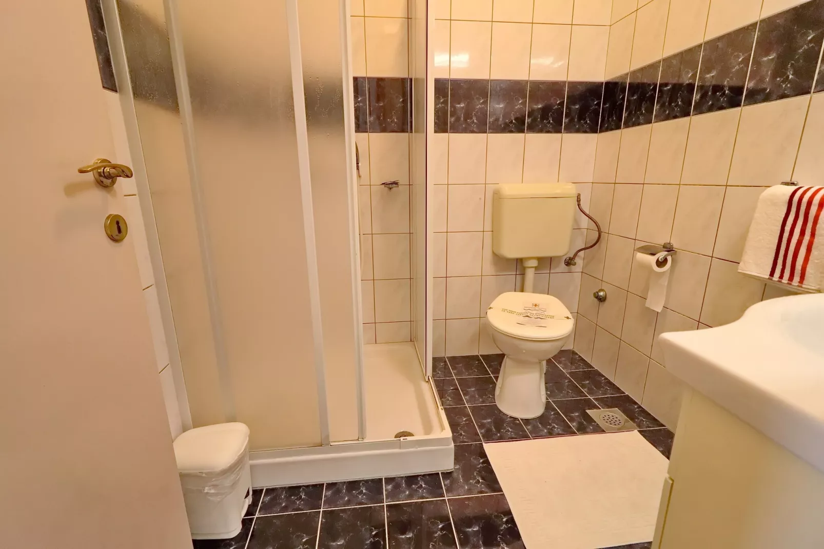 Apartments Villa Cebalo Korčula - Superior Three Bedroom Apartment with Terrace and Sea View  MARKO-Bathroom