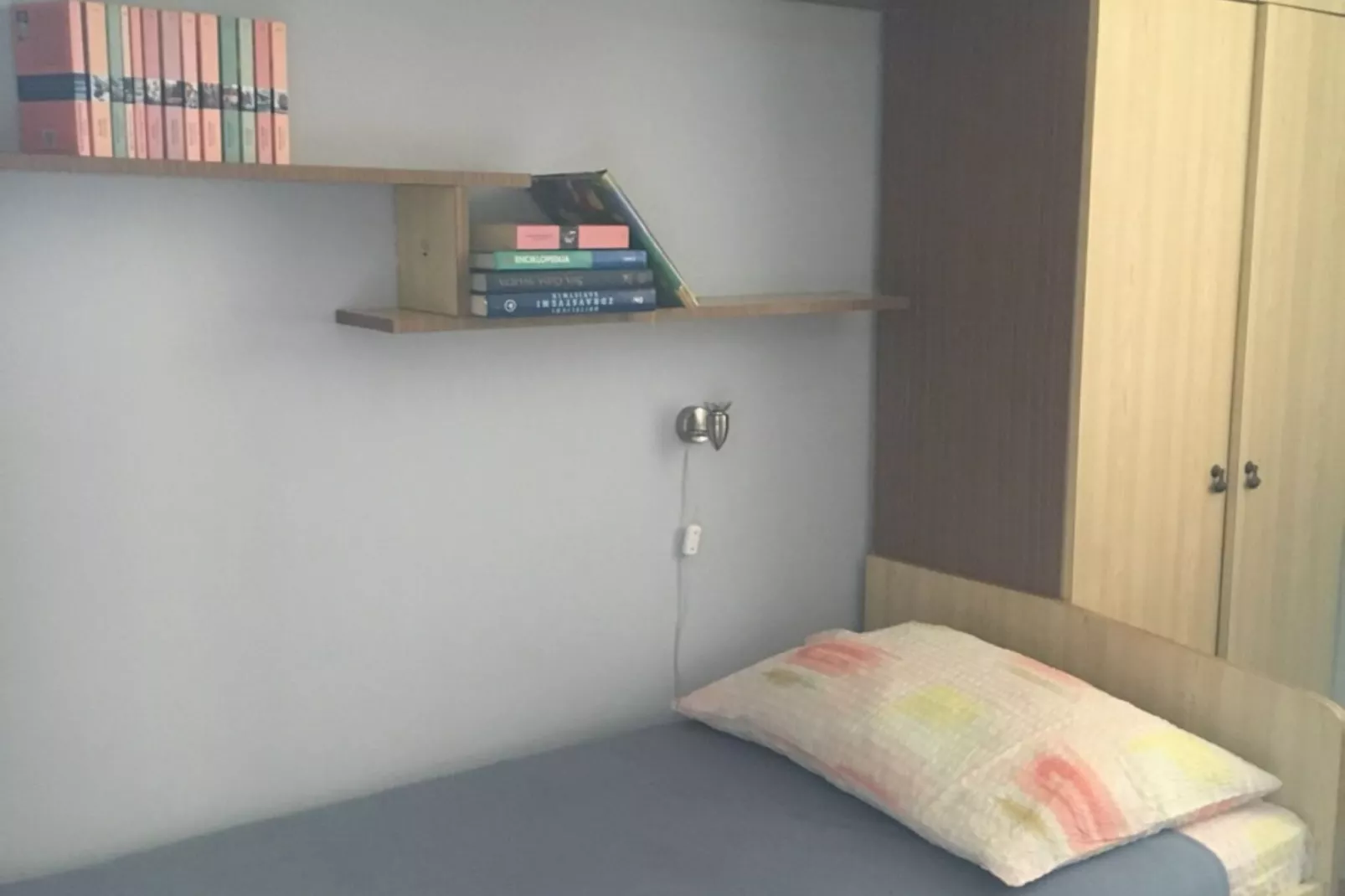 Stylish Apartment Icici - Three Bedroom Apartment with Terrace-Schlafzimmer
