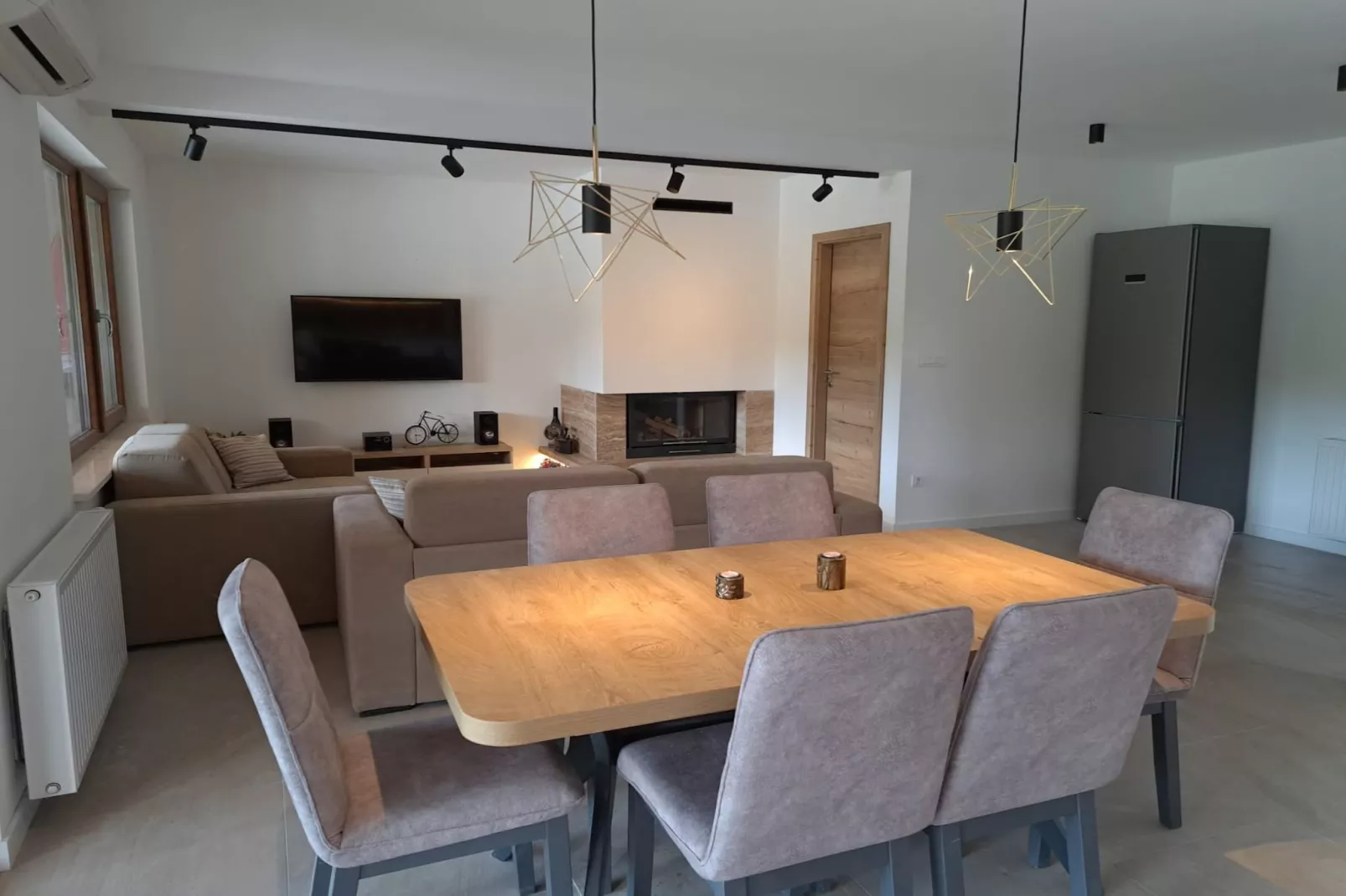 Three Bedroom Villa-Esszimmer