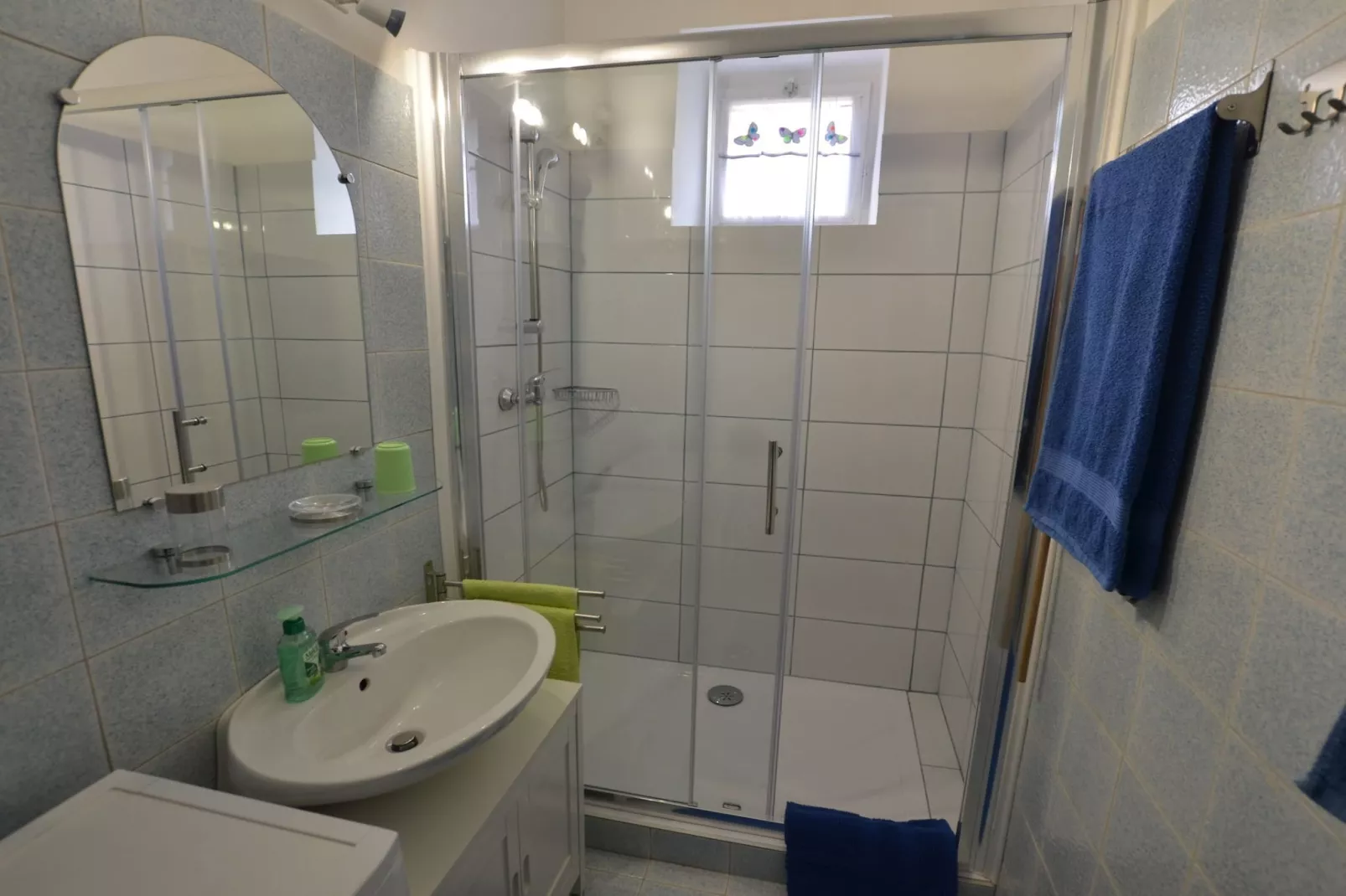 Charming Rovinj Haven - One Bedroom Apartment-Bathroom