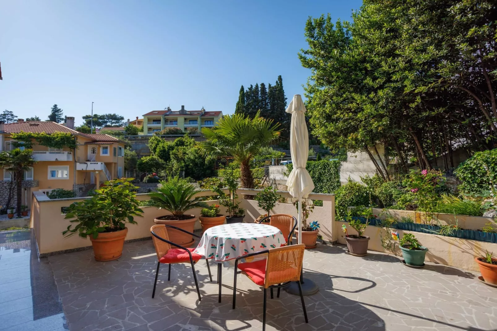 Beachfront Cozy Krk Apartment with Balcony - One Bedroom Apartment with Balcony-Terrace balcony