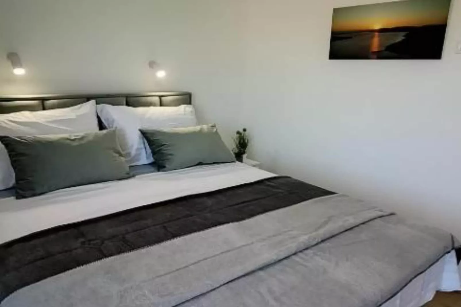 Villa Sunrise with Outdoor Pool - Four Bedroom Villa with Pool-Chambre