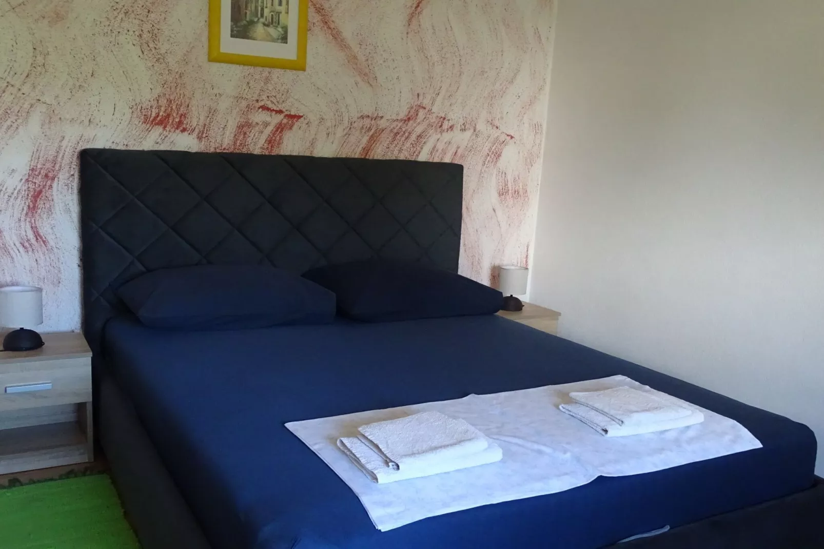 One Bedroom Apartment Luna 3-Schlafzimmer