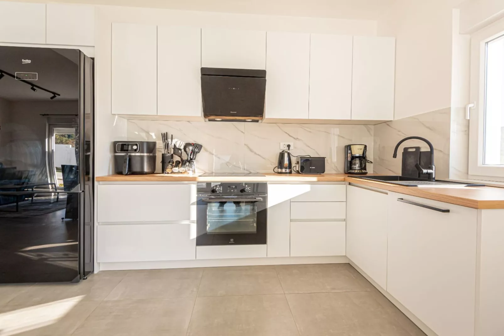 Holiday Home Iva - Three Bedroom  Holiday Home-Küche