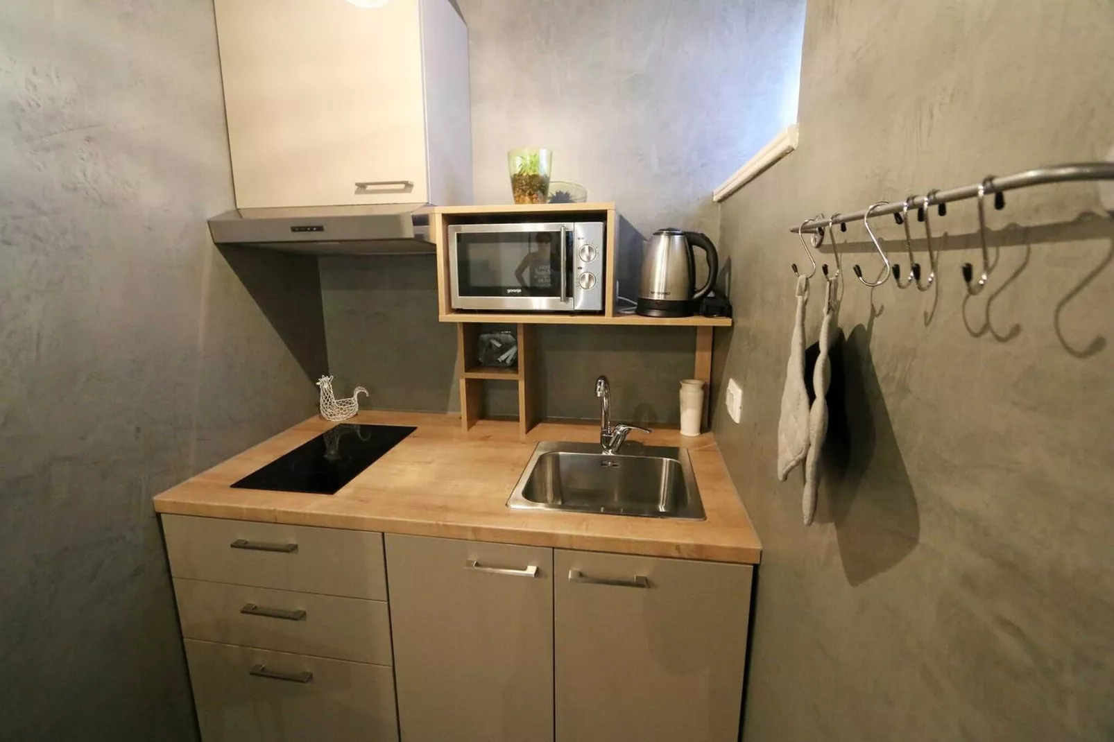 Quiet Studio in Zadar’s Old Town  Studio Apartment - Studio Apartment with Terrace-Kitchen