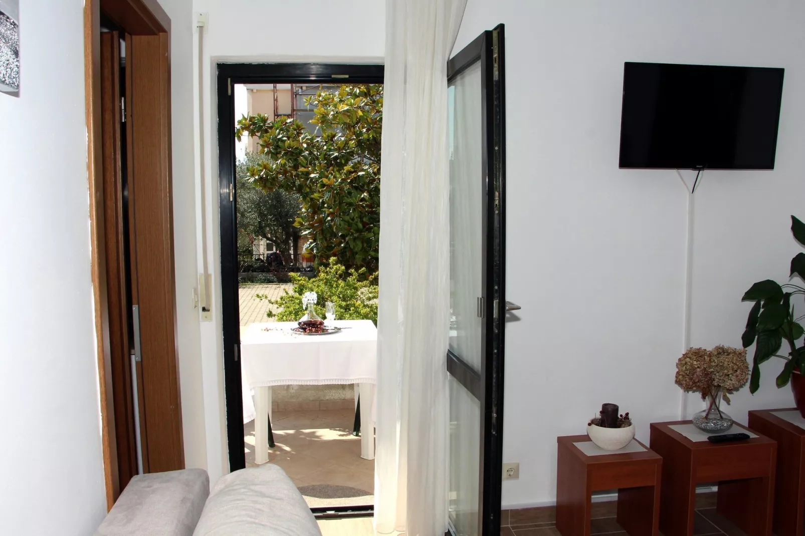 Zadar Coastal Haven - Two Bedroom Apartment With Balcony-Schlafzimmer
