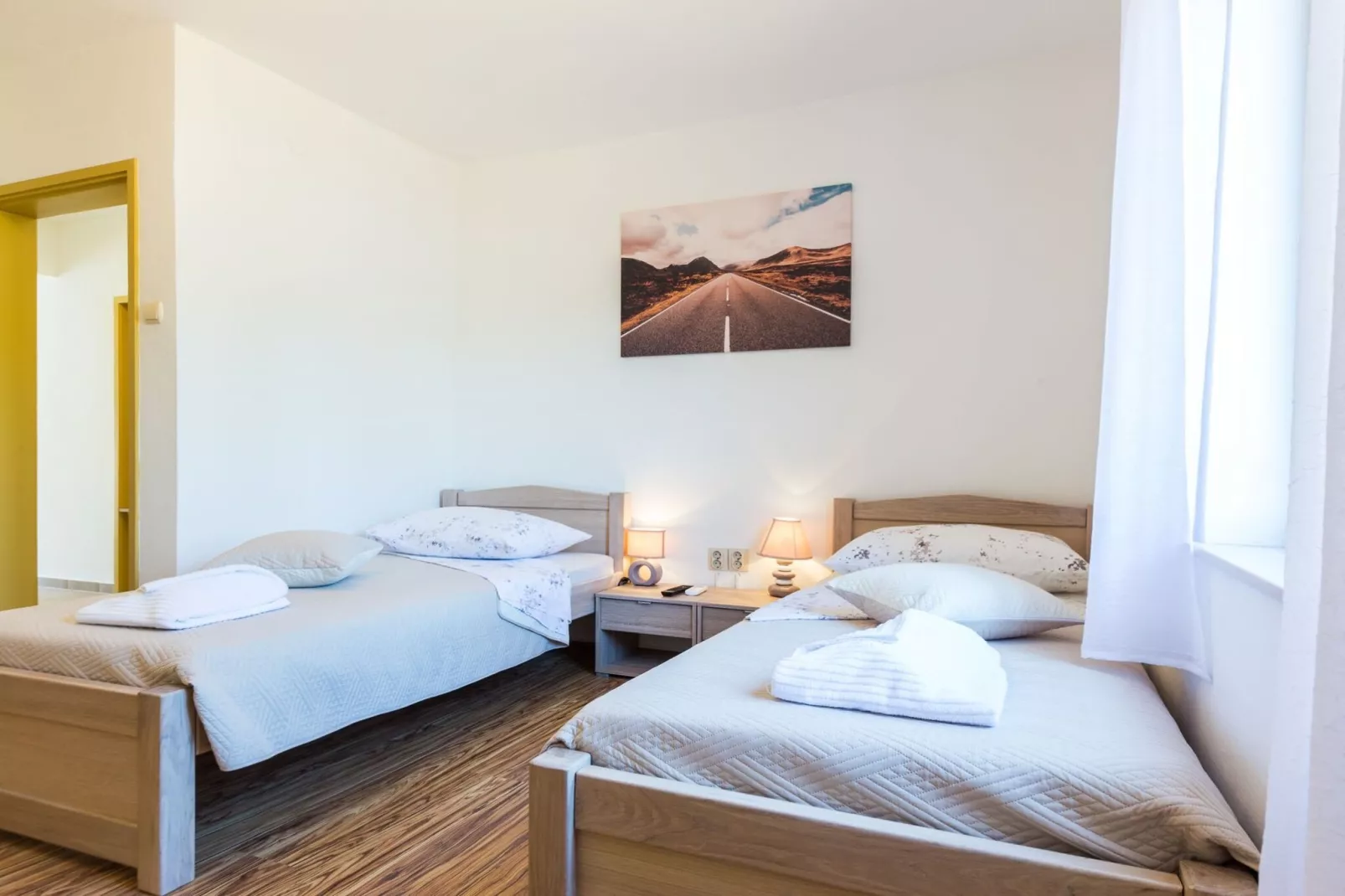 Charming and Comfortable Rooms Zadar City - Classic Double Room-Bedroom