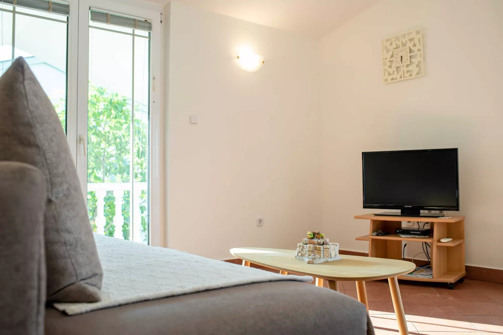 Apartments Ivankovic - Two Bedroom Apartment with Terrace-Living room