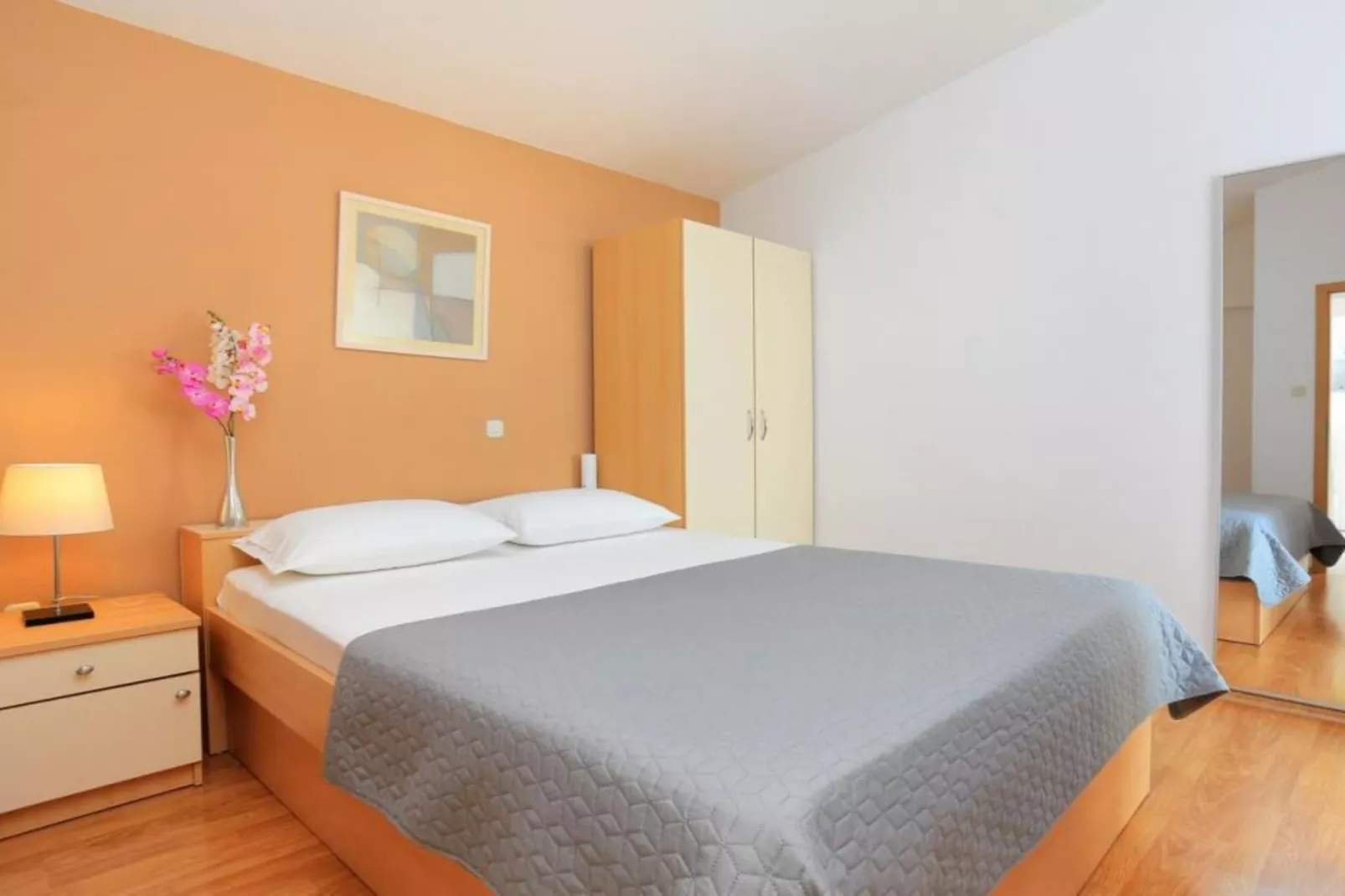Apartments Roščić -  Classic Two Bedroom Apartment with Balcony and Sea View-Schlafzimmer