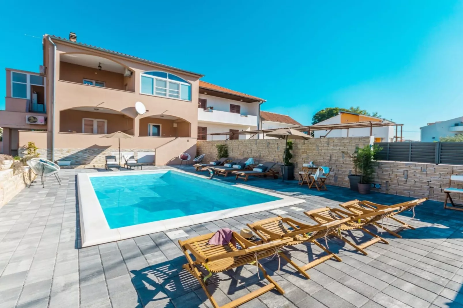 Villa Julia - One Bedroom Apartment 4-Pool