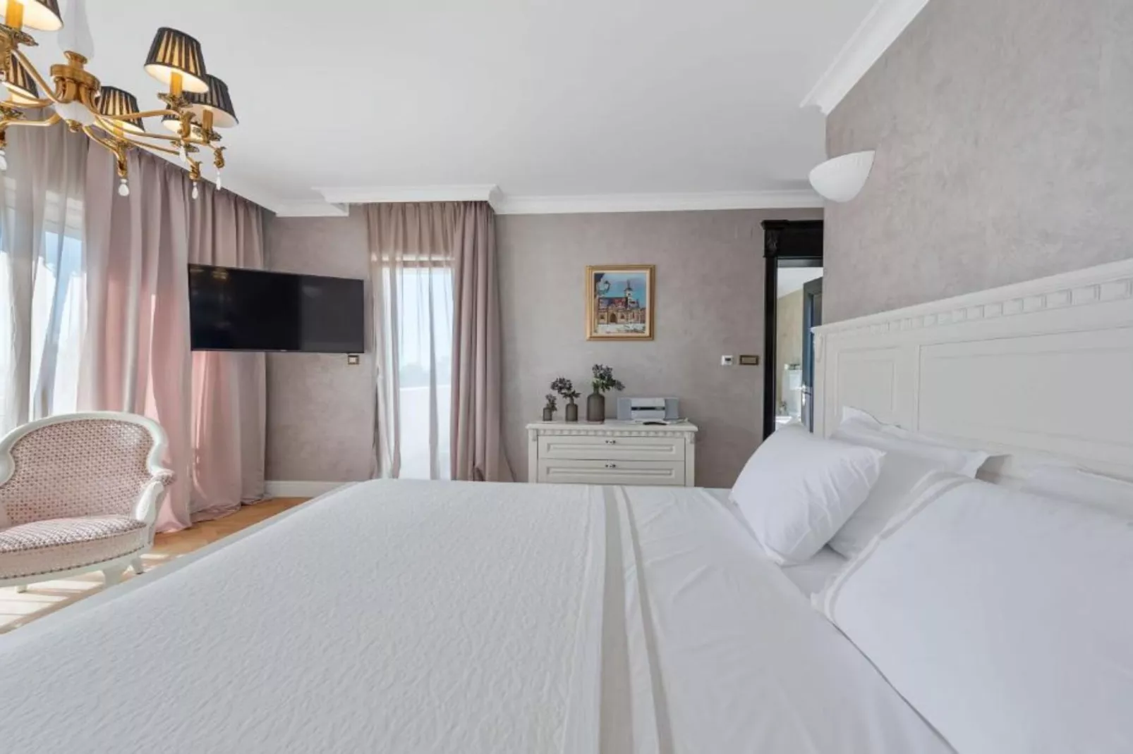Villa Carolus in Vodice - Five Bedroom Villa with Terrace and Swimming pool-Schlafzimmer