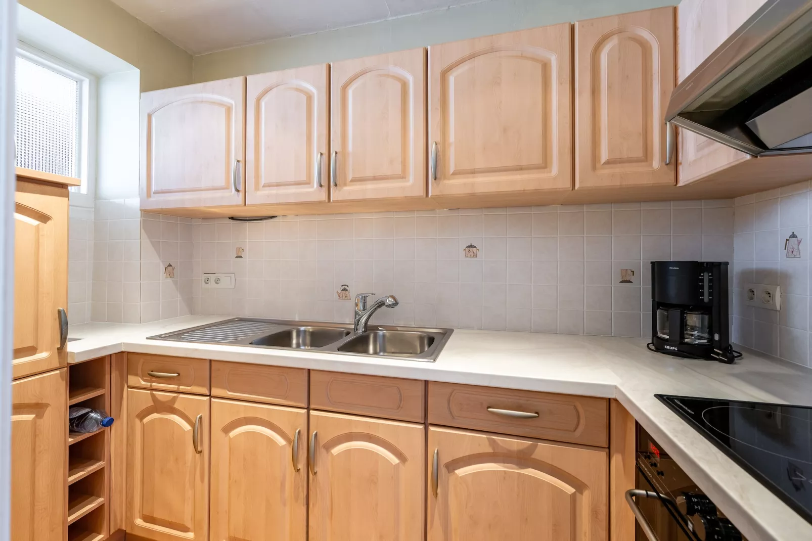 CAPRI 1-Kitchen