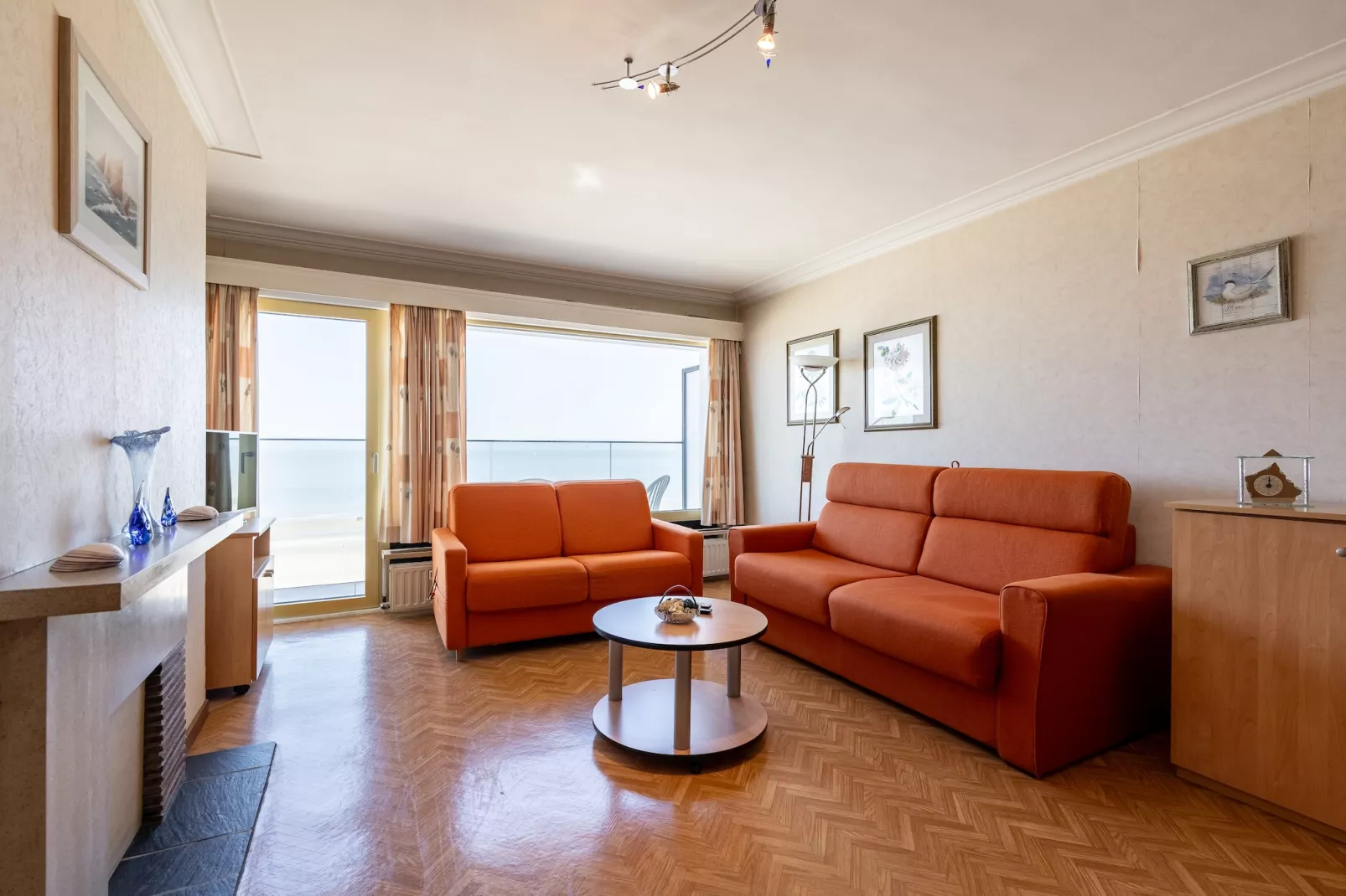 EXCELSIOR 56G-Living room