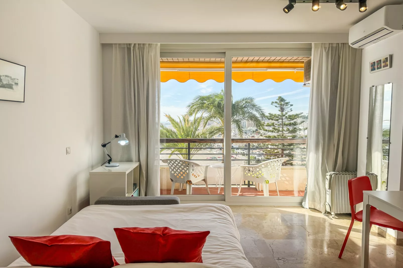 220 Santa Clara-Wohnzimmer