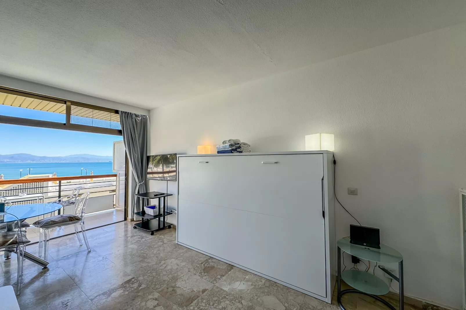 235 Santa Clara-Wohnzimmer