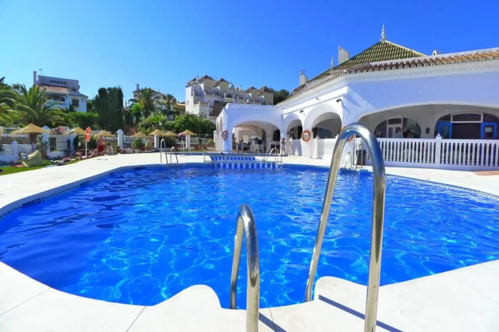 Capistrano Playa 116 by Casasol-Piscine