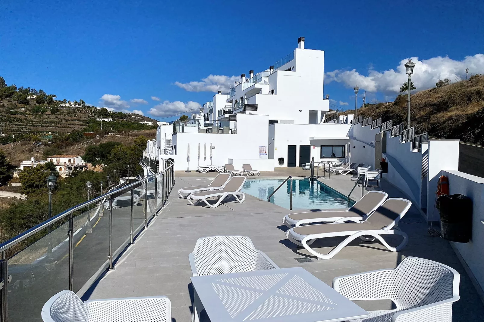 Penthouse Balcon del Mar 124 by Casasol-Piscine
