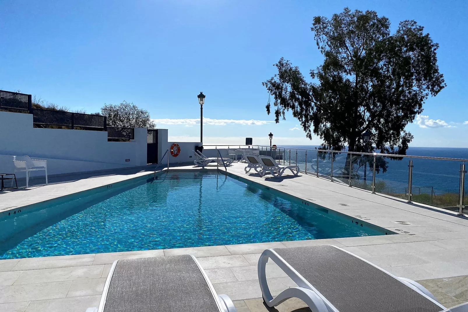 Balcon del Mar Seaview 114 by Casasol-Piscine