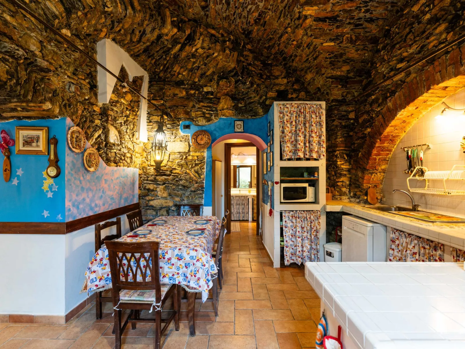 La Bouganville - Rustico con giardino-Inside