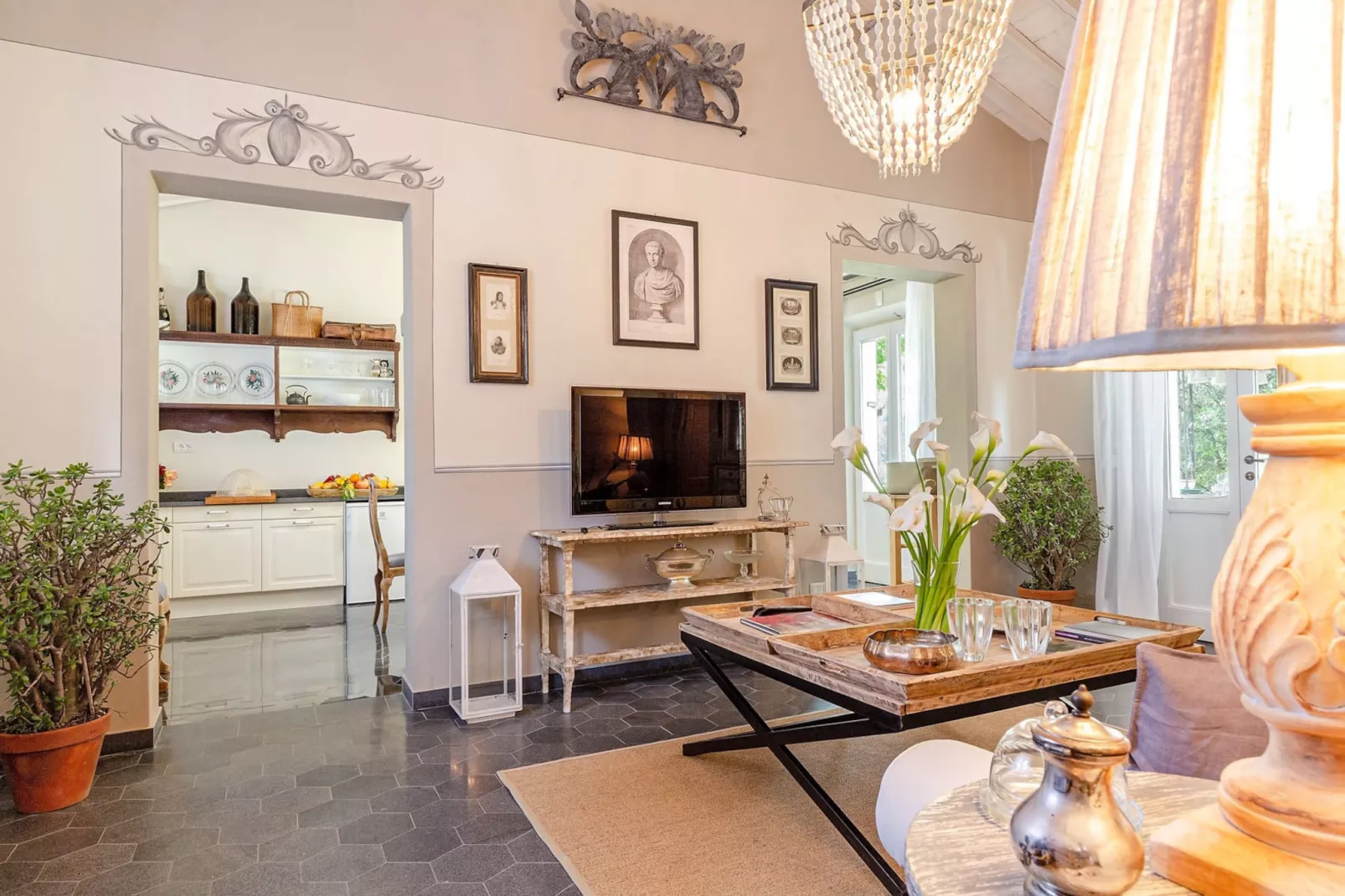 Cottage Nanni-Untagged