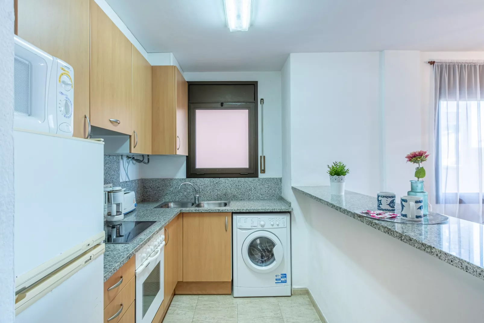 0087-GR MIRABLAU A PB 6-Kitchen