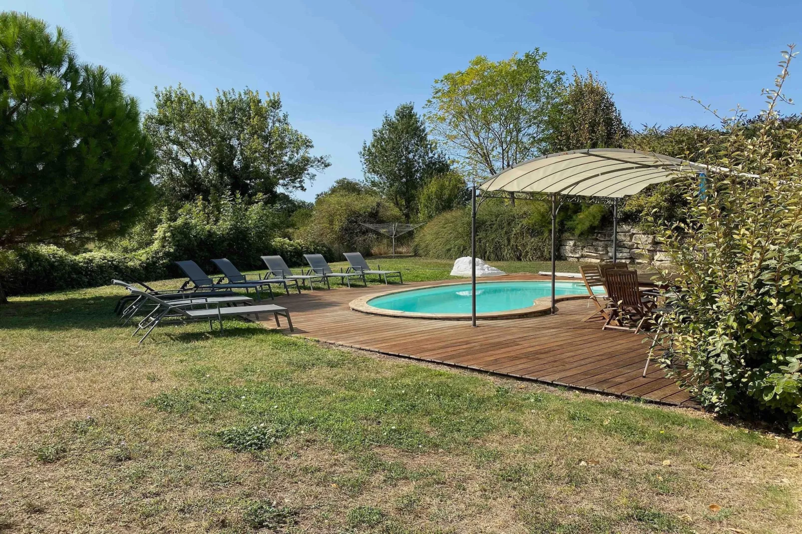 Le Genêt-Swimming pool