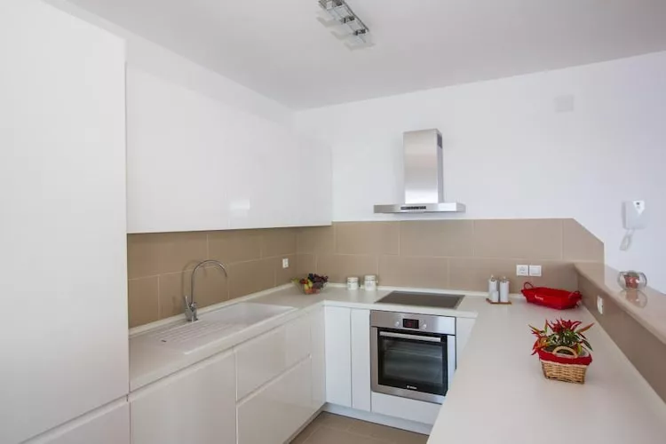 Apartments Nina - Two-Bedroom Apartment with Balcony and Sea View (Orašac)-Kitchen