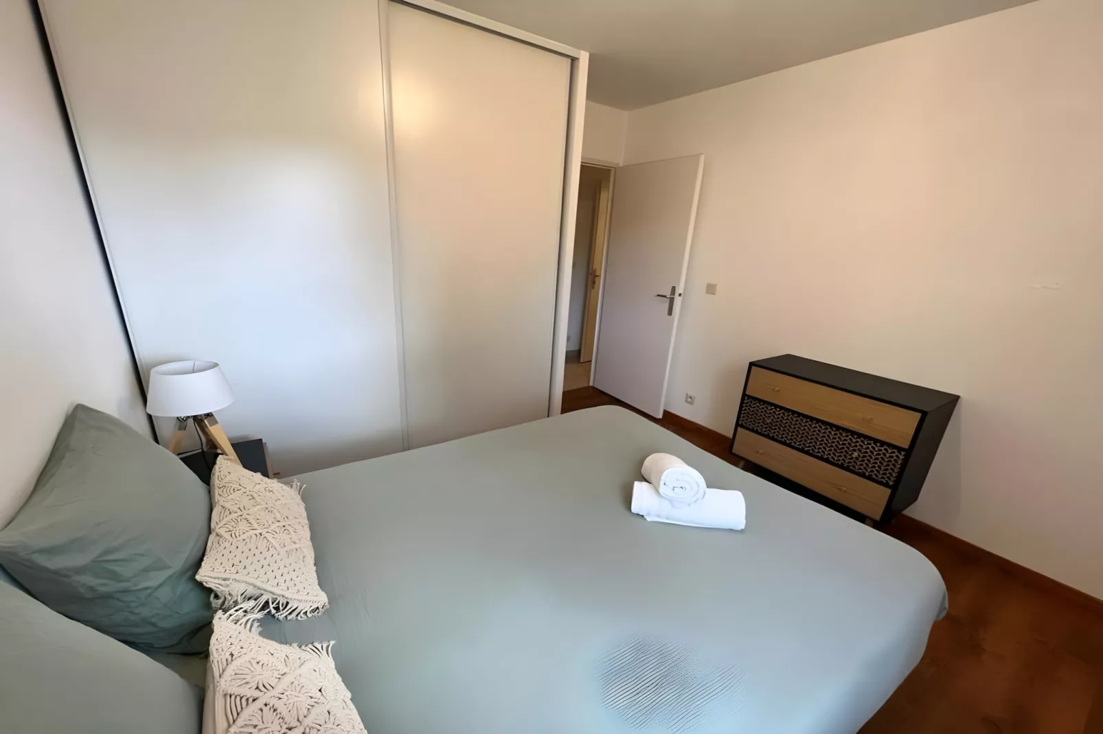 L'Aquatique - Piscine - 5p - Rêve au Mans-Chambre