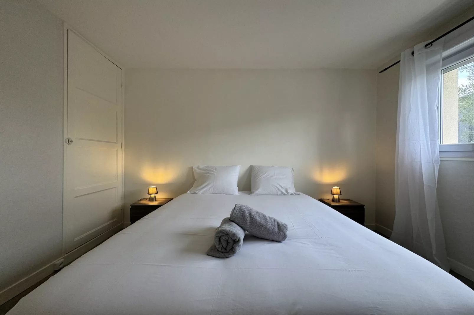 Le Bigarreaux - 6 pers - Wi-Fi - Rêve au Mans-Bedroom
