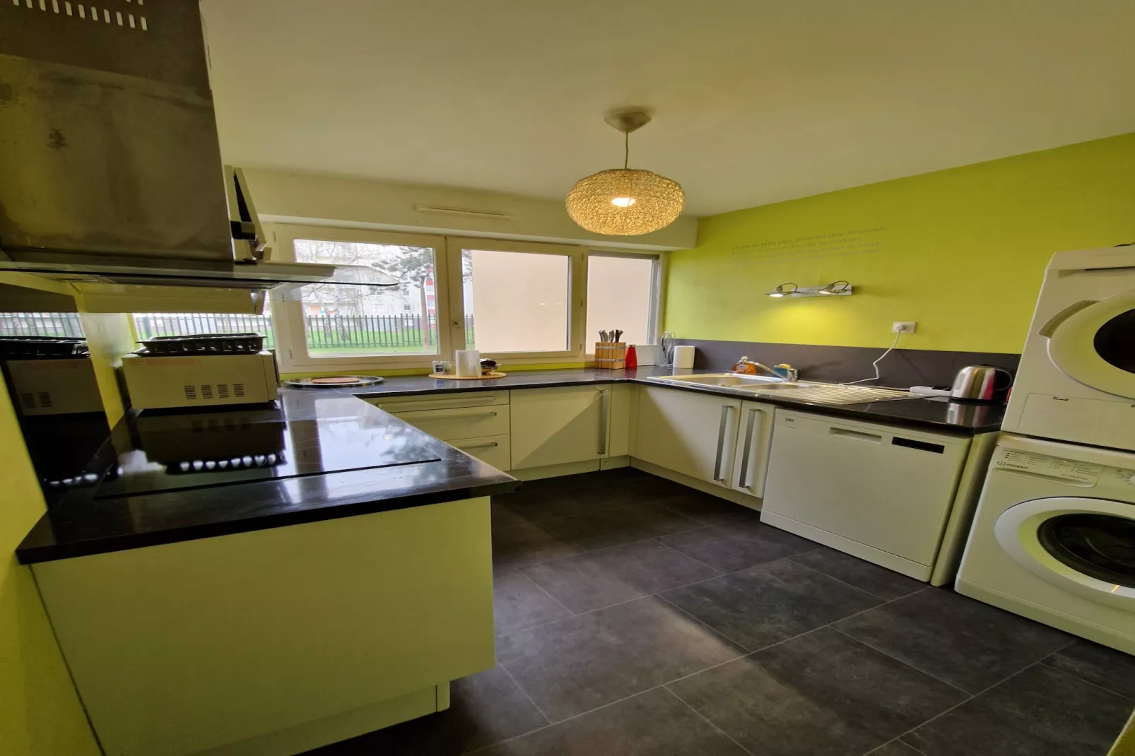 Le Square - Tramway - Centre - 4p - Rêve au Mans-Kitchen