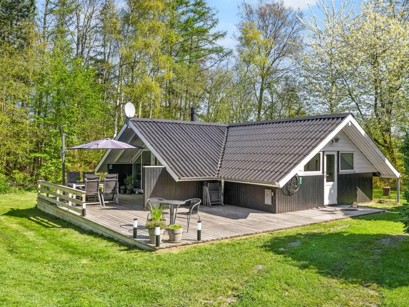 "Lovis" - 570m from the sea-Outside