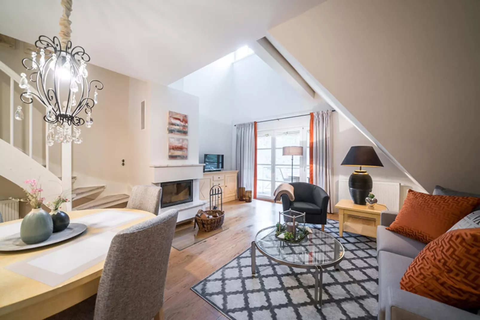 Haus Sonne - Maisonette Fewo - Strandhotel Fischland-Salon